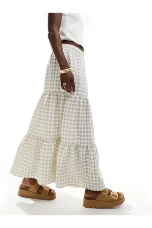Miss Selfridge Falda larga a cuadros vichy color escalonada de -Beis neutro