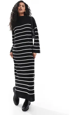 VILA Vestido largo negro a rayas blancas con cuello alto de punto de