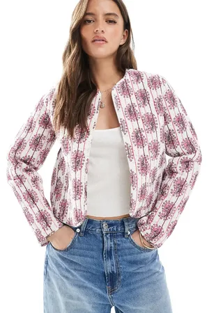 Threadbare Chaqueta rosa y blanca guateada con estampado de cachemir de algodón de