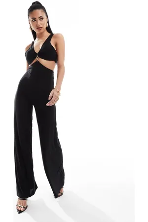 ASOS Mono largo con cuello halter, espalda cruzada y detalle metálico de