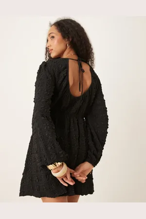 Gina Tricot Vestido corto con mangas voluminosas, abertura en la espalda y lazada de tejido texturizado de