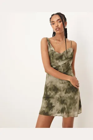 ASOS Vestido corto verde de tirantes con estampado difuminado de chifón de -Multicolor