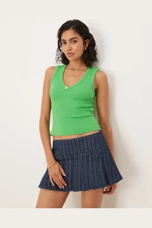 ASOS Camiseta acanalada sin mangas con cuello de pico de