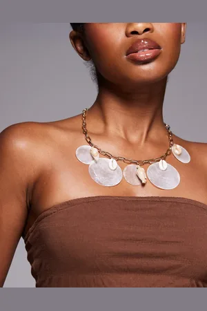 South Beach Collar con charm de concha de