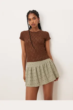 ASOS Minifalda pantalón de talle medio con diseño bordado de