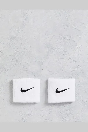 Nike Pack de 2 muñequeras blancas y negras Swoosh de