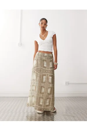 Monki Falda larga con estampado renacentista de tejido transparente de -Verde