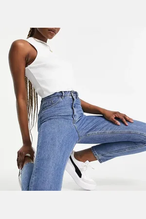 Missguided Vaqueros mom azules de talle alto con diseño rígido y liso Riot de