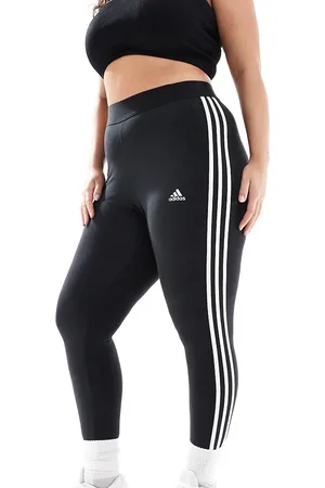 adidas Leggings negros con diseño de tres rayas de adidas Sportswear Plus Essential