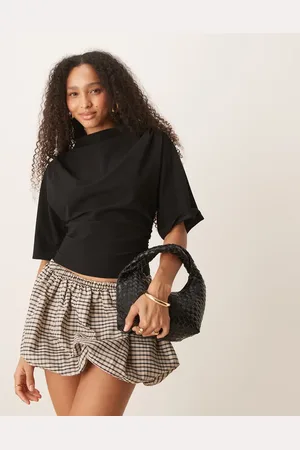 Gina Tricot Top de media manga con cuello barco drapeado de