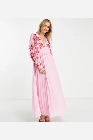 ASOS Vestido largo plisado y escotado con bordados y mangas de murciélago de ASOS DESIGN Tall-Multicolor