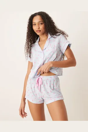 Boux Avenue Pijama con estampado de fresas de pantalones cortos y camisa de manga corta con solapas de modal de