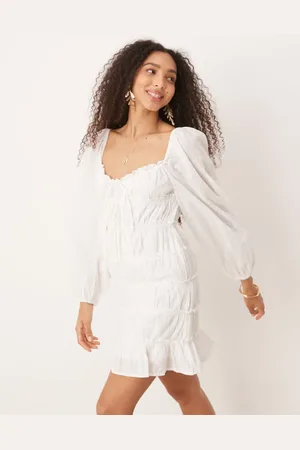 Gina Tricot Vestido corto blanco de manga larga con cuello corazón y bordado inglés de