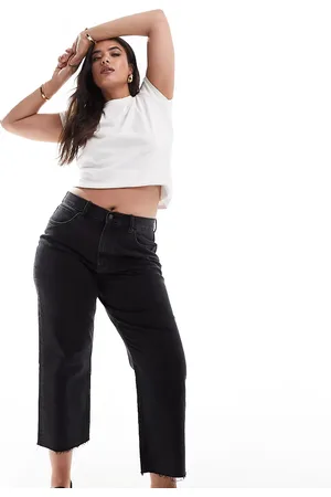 ASOS Vaqueros capri negros de pernera recta de ASOS DESIGN Curve