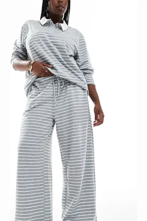 VERO MODA Pantalones grises a rayas de pernera ancha de punto liso de (parte de un conjunto)