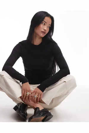ARKET Top de manga larga y corte slim de tejido muy suave de