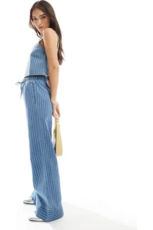 ASOS Vaqueros azules a rayas bordadas de pernera ancha con lazada delantera de (parte de un conjunto)