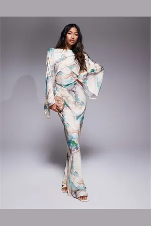 ASOS Vestido largo de corte al bies con , parte delantera cruzada y mangas de murciélago de -Multicolor