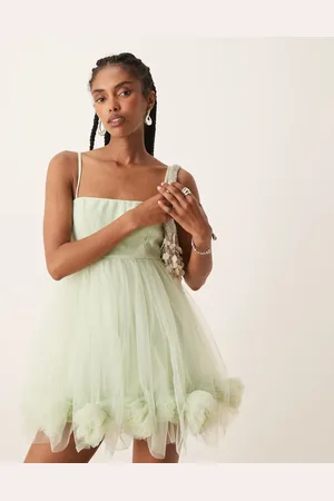 Lace & Beads Vestido corto verde de estilo babydoll con bajo abullonado de