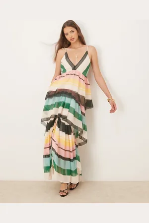 ASOS Vestido largo a escotado y escalonado con espalda abierta de -Multicolor