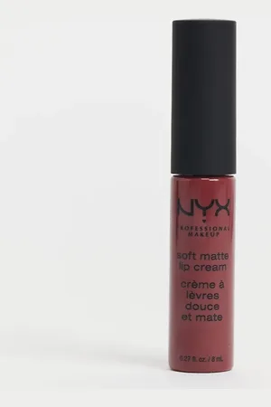 NYX PROFESSIONAL MAKEUP Labial cremoso Soft Matte de : Tono Budapest-Violeta