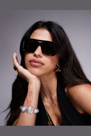 ASOS Gafas de sol negras de estilo aviador cuadrado con lentes marrones de