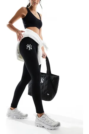 New Era Leggings negros con logo de