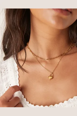 ASOS Collar de varias hileras con colgante de corazón de acero inoxidable resistente al agua de