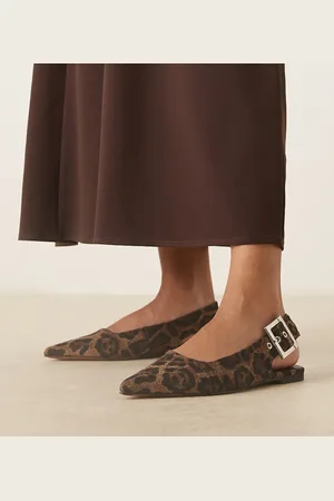 ASOS Bailarinas destalonadas con estampado de y detalle de hebilla Linear de Wide Fit-Multicolor