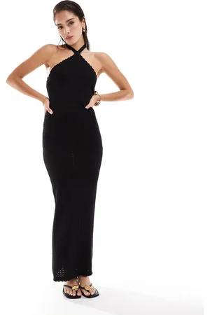 Pretty Lavish Vestido semilargo con cuello halter y ribete festoneado de punto de