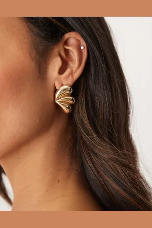 DesignB London Pendientes de botón doradas estriados de