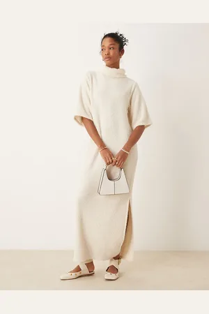 ASOS Vestido midi blanco estilo camiseta con cuello vuelto de punto mullido de