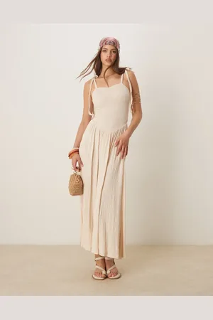 ASOS Vestido veraniego midi color de tirantes anudados con cuerpo fruncido de tejido rugoso de -Neutro