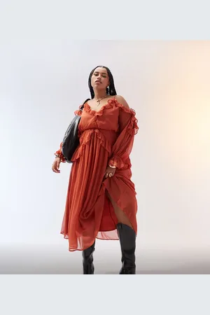 ASOS Vestido midi color óxido con volantes y hombros descubiertos de ASOS DESIGN Curve-Naranja