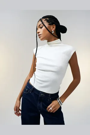 ASOS Camiseta color sin mangas con cuello subido de punto texturizado de -Blanco