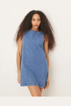 ASOS Vestido vaquero corto de corte recto con lavado de