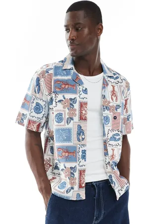 Hollister Camisa de manga corta con estampado de collage con langostas de tejido texturizado de -Rojo