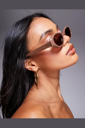 Quay Australia Gafas de sol marrones ovaladas Felt Cute de Quay