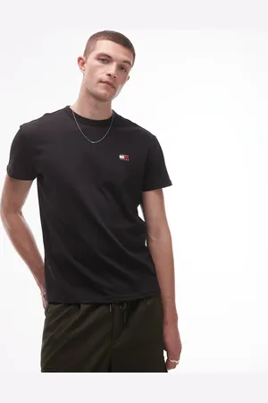 Tommy Hilfiger Camiseta negra de corte estándar con parche de