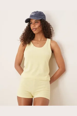 ASOS Top amarillo de tirantes de tejido rizado de (parte de un conjunto)