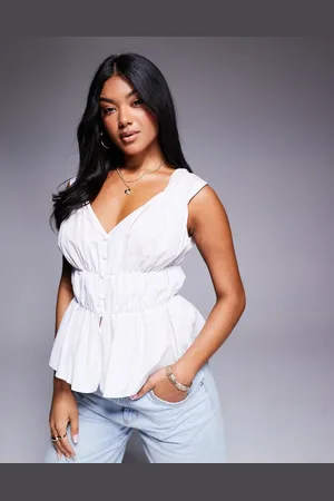 ASOS Top sin mangas con detalle de costuras y botones delanteros de
