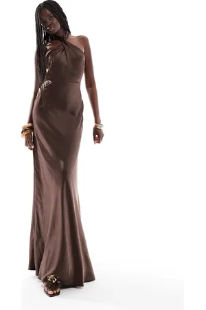 Six Stories Vestido de dama de honor largo marrón chocolate con cuello halter de satén de