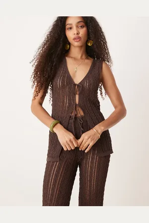 MANGO Top sin mangas con lazada delantera de croché de (parte de un conjunto)
