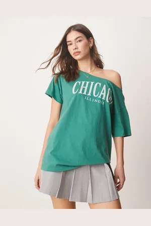 Hollister Camiseta verde con cuello barco y estampado "Chicago" de