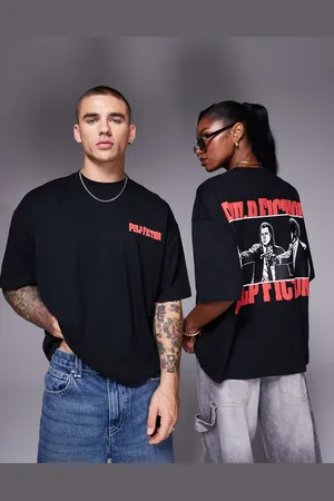 ASOS Camiseta negra unisex de corte cuadrado extragrande con estampados de "Pulp Fiction" de