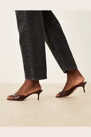 ASOS Mules marrón chocolate de tacón medio de cuero Hush de