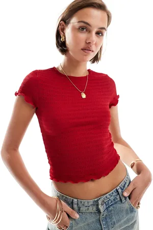 COLLUSION Camiseta roja con diseño encogido y lazada en la espalda de tejido texturizado de