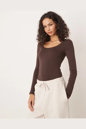 Gina Tricot Body de manga larga con cuello ancho de tejido suave de