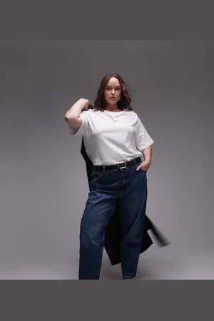 MANGO Camiseta blanca con cuello redondo de Curve