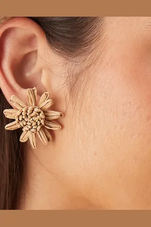 ASOS Pendientes de botón grandes con diseño de flores de estilo rafia de -Neutro